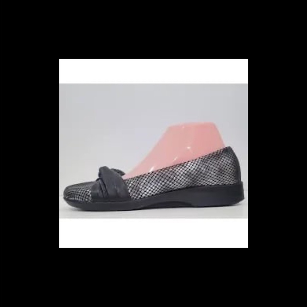 Elegant Black Women's Loafers